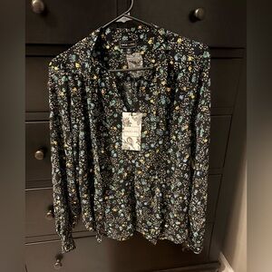 NWT Sage + Fig Button-Up Floral Blouse with Gold Foil Details